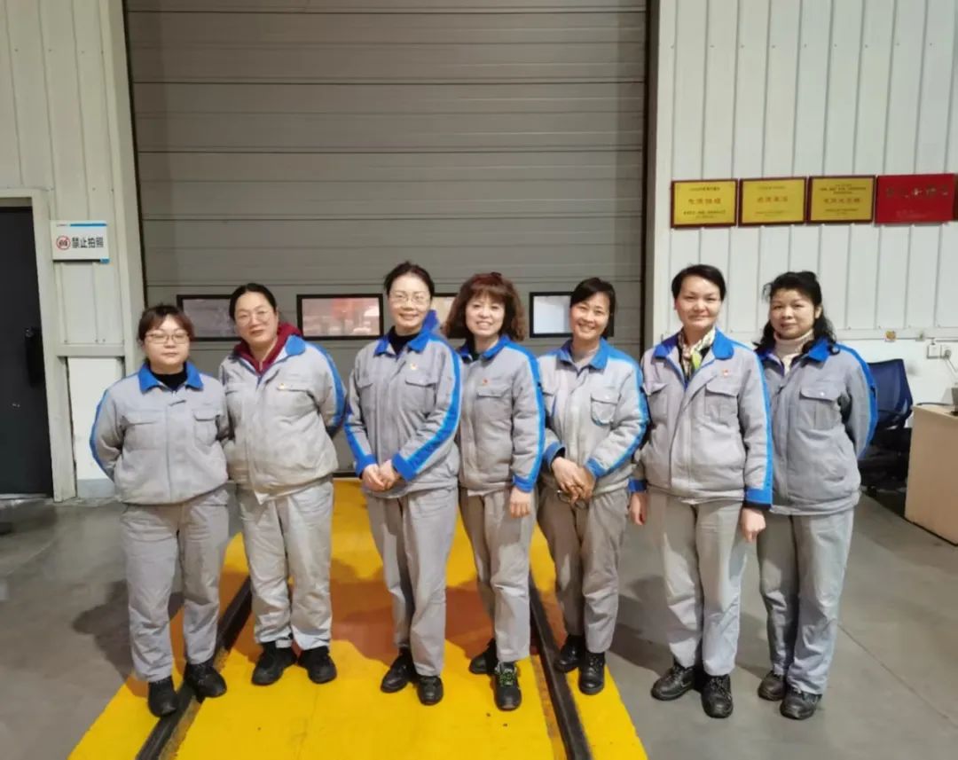 ������� | ���۽������� ���ŷܶ�֮