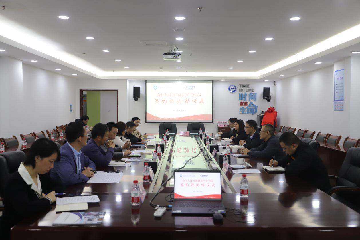 У����� ���ݹ�Ӯ