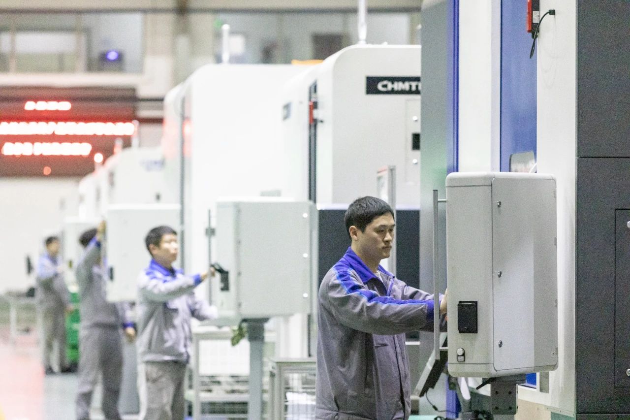 ����ļ��� ����չ�ս