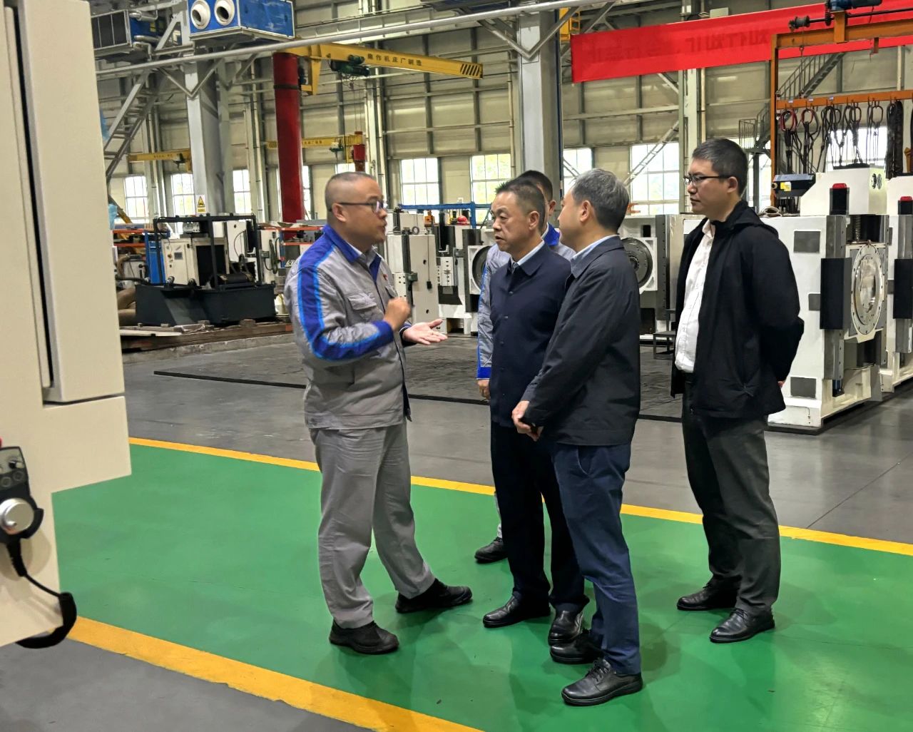 ���缯�ŵ�ίίԱ�����ܾ���������һ���߷�ο�ʹ�˾Ա��